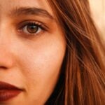 Close-up of young woman with healthy, hydrated skin barrier. Photo by Hichem Dahmani.